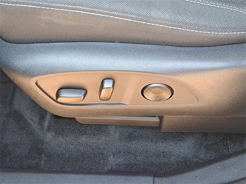 Used 2024 Chevrolet Traverse LT w/ Trailering Package image 20