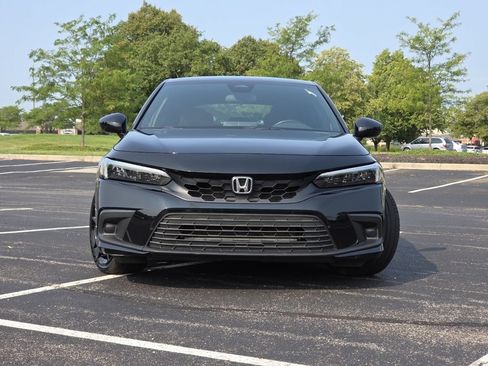 Used 2023 Honda Civic Sport image 17