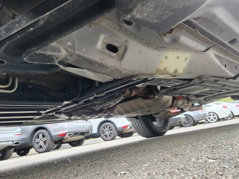 Used 2017 Jeep Grand Cherokee Limited w/ Luxury Group II image 52