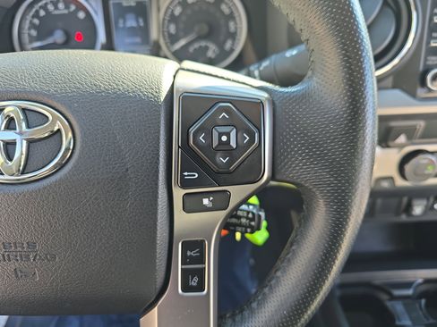Used 2021 Toyota Tacoma SR5 image 20