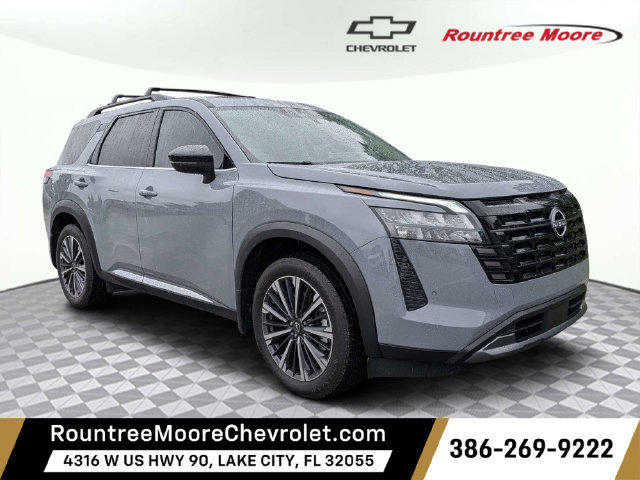 Used 2026 Nissan Pathfinder Platinum w/ Cargo Package FWD image 1