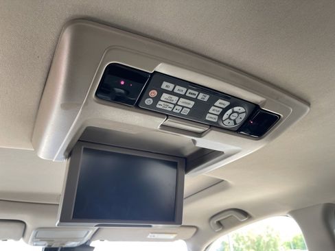 Used 2017 Honda Pilot Touring image 15