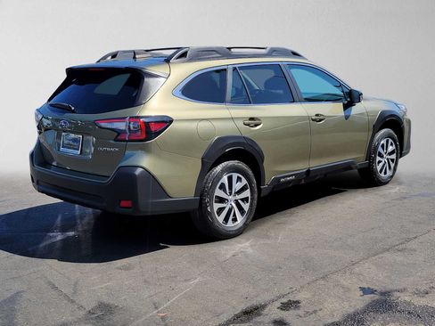 Certified 2024 Subaru Outback Premium AWD/4WD image 3