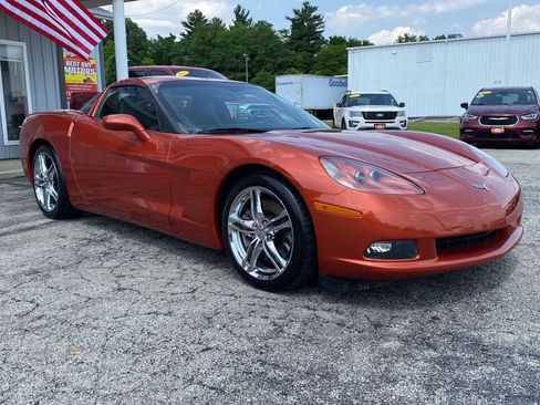 Used 2005 Chevrolet Corvette Coupe w/ Preferred Equipment Group image 9