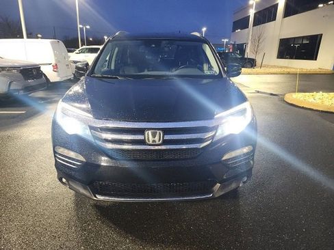 Used 2016 Honda Pilot Touring image 4