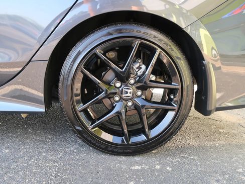 Used 2024 Honda Civic Sport image 48