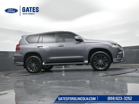 Used 2022 Lexus GX 460 Premium AWD/4WD image 44
