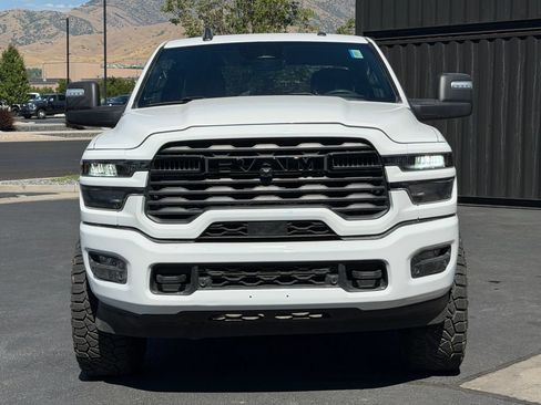 Used 2025 RAM 2500 Big Horn AWD/4WD image 2