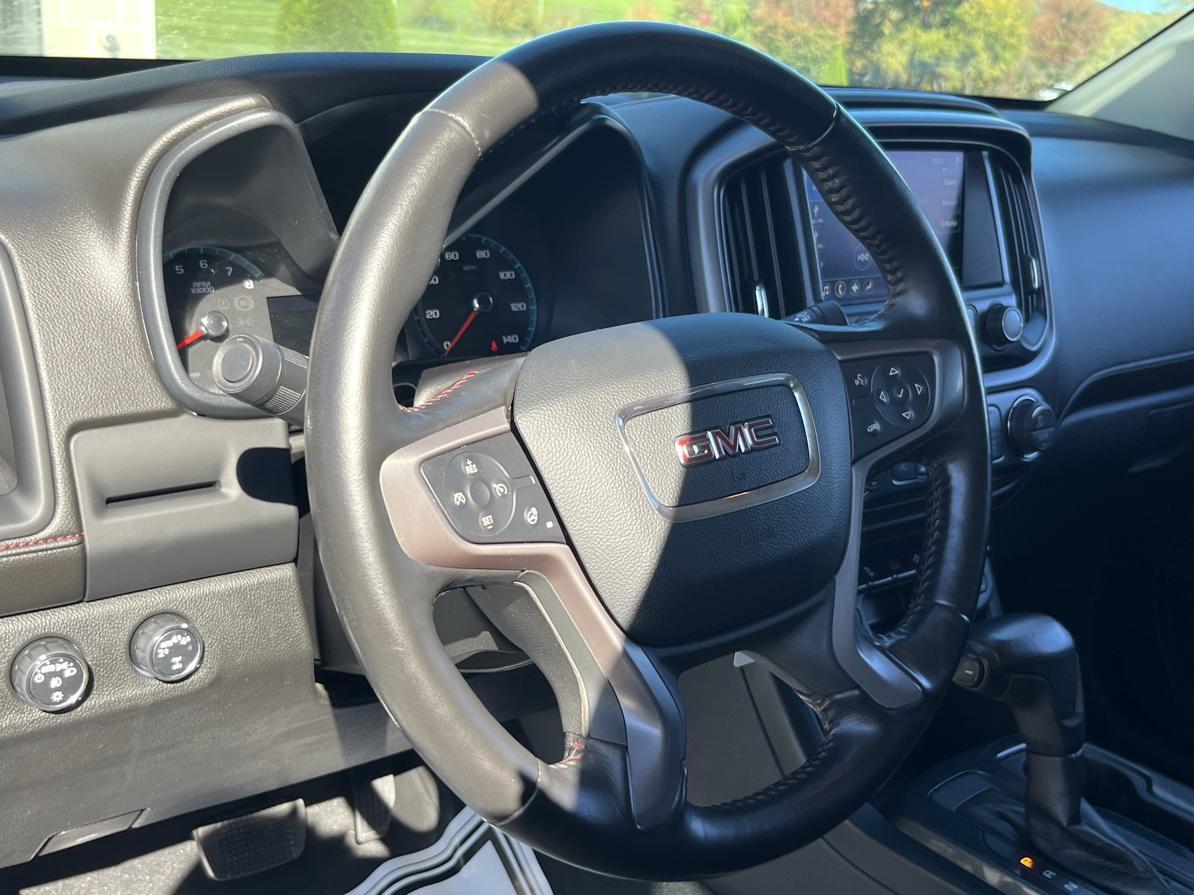 Used 2019 GMC Canyon All Terrain w/ Trailering Package AWD/4WD image 23