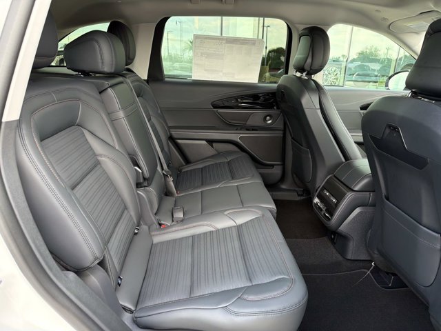 New 2026 Lincoln Nautilus Reserve AWD/4WD image 22