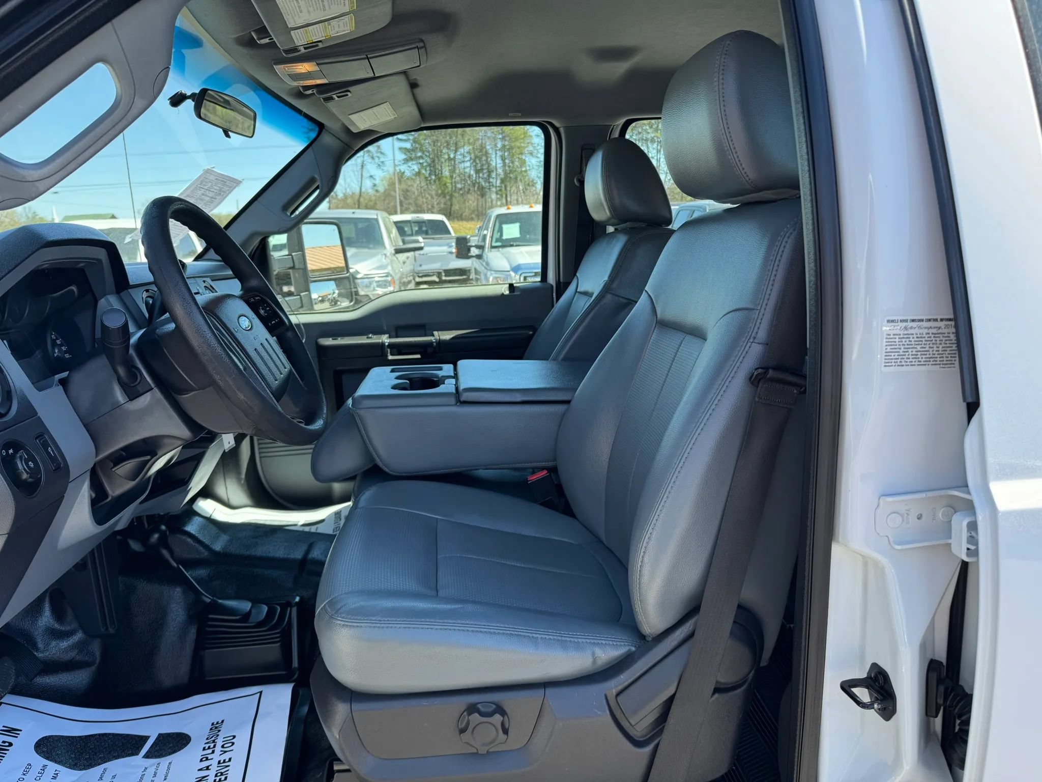 Used 2015 Ford F350 XL w/ Power Equipment Group AWD/4WD image 6
