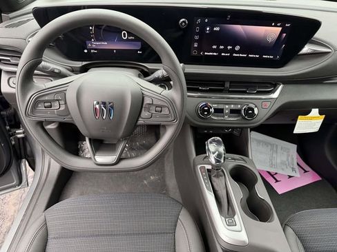 New 2026 Buick Envista Preferred w/ Advanced Safety Package image 9