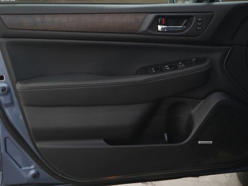 Used 2016 Subaru Outback 2.5i Limited image 21