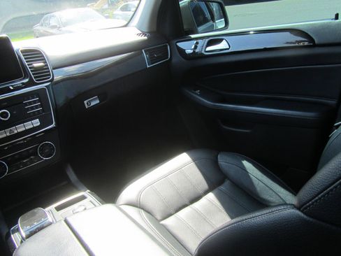 Used 2016 Mercedes-Benz GLE 350 w/ Premium Package image 14