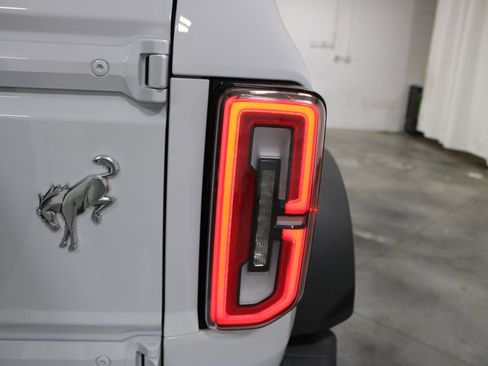 New 2026 Ford Bronco Badlands AWD/4WD image 23
