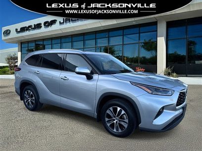 Used 2021 Toyota Highlander XLE