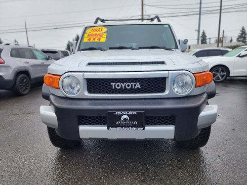 Used 2008 Toyota FJ Cruiser 4WD image 2