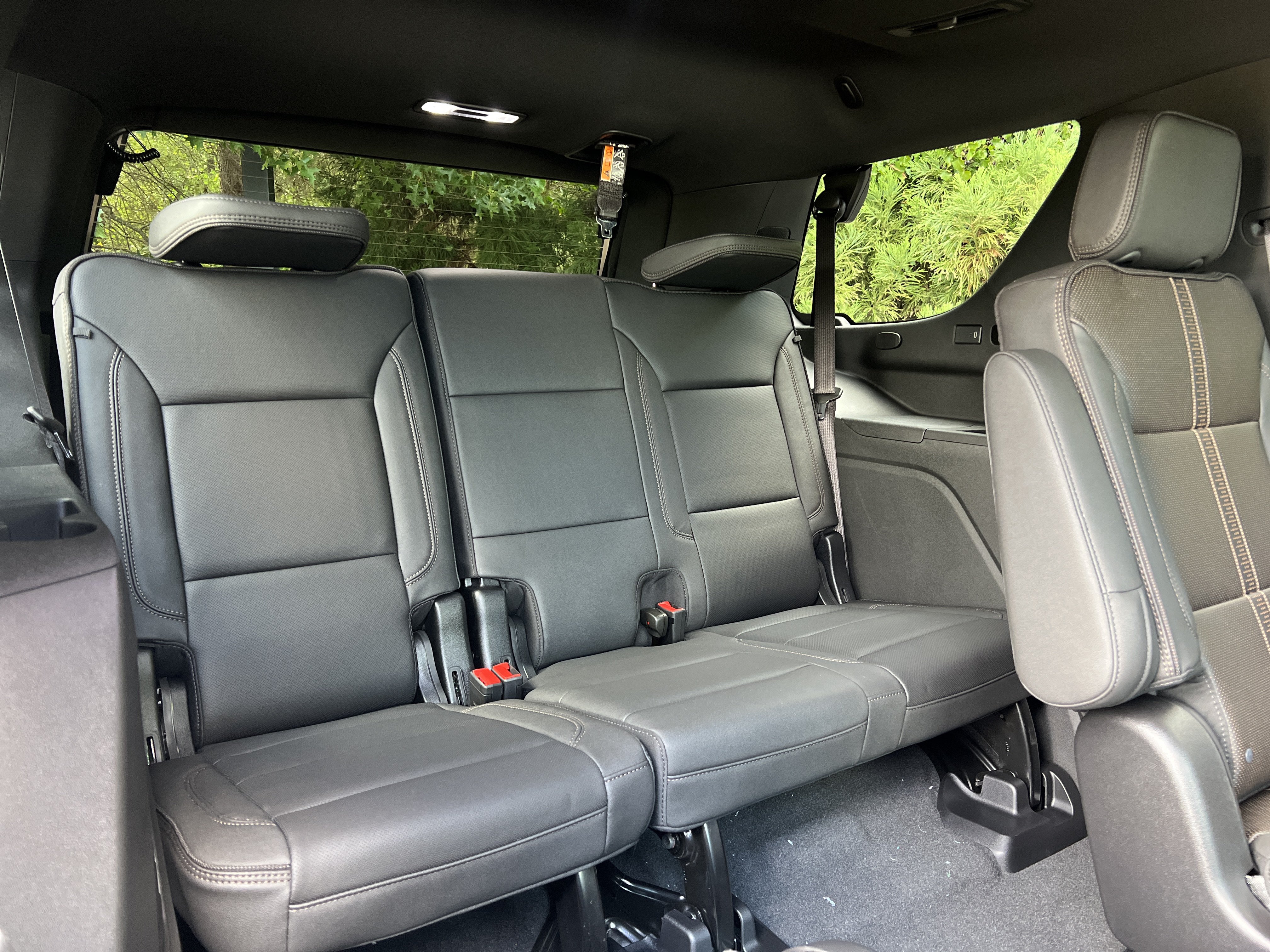 New 2026 Chevrolet Tahoe High Country w/ Sun And Tow Package AWD/4WD image 38