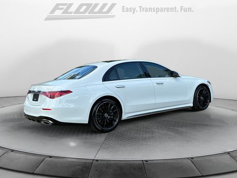 Used 2025 Mercedes-Benz S 580 4MATIC Sedan image 9