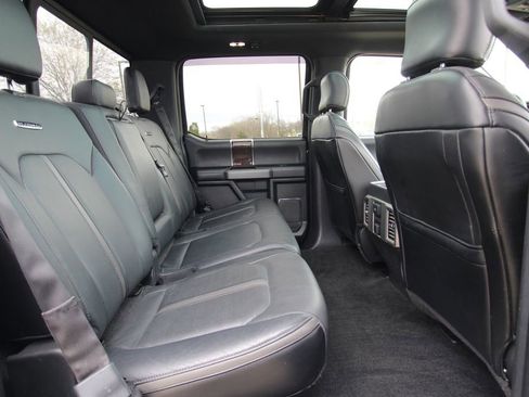 Used 2015 Ford F150 Platinum w/ Equipment Group 701A Luxury image 9