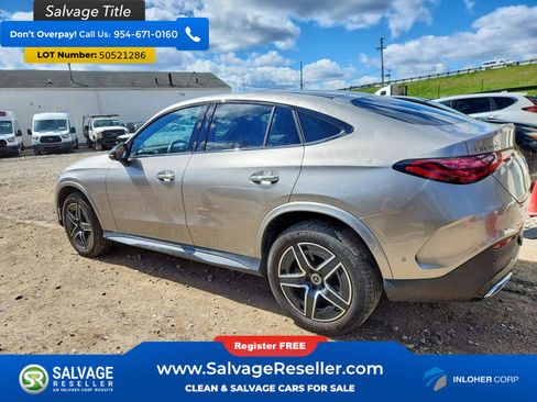 Used 2024 Mercedes-Benz GLC 300 4MATIC image 3