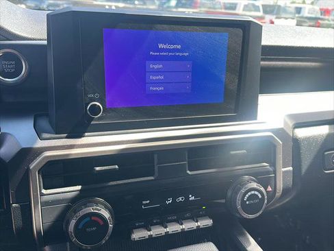 Certified 2025 Toyota 4Runner SR5 AWD/4WD image 20