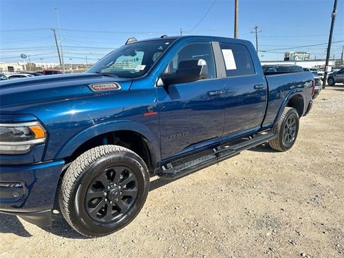 Used 2022 RAM 2500 Laramie w/ Night Edition image 35