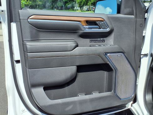 Certified 2024 Chevrolet Silverado 1500 High Country w/ Z71 Off-Road Package AWD/4WD image 14