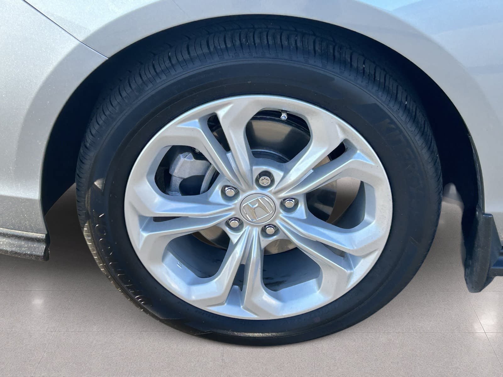Used 2024 Honda Accord LX image 11