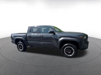 Used 2025 Toyota Tacoma TRD Off-Road AWD/4WD video 2