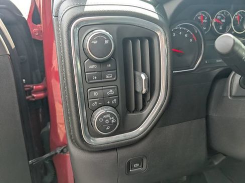 Used 2019 Chevrolet Silverado 1500 LTZ w/ LTZ Plus Package AWD/4WD image 15