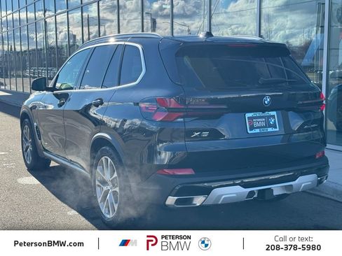 New 2026 BMW X5 xDrive50e image 4