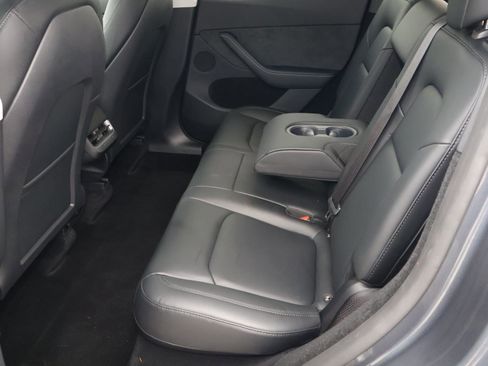 Used 2023 Tesla Model Y Long Range image 20