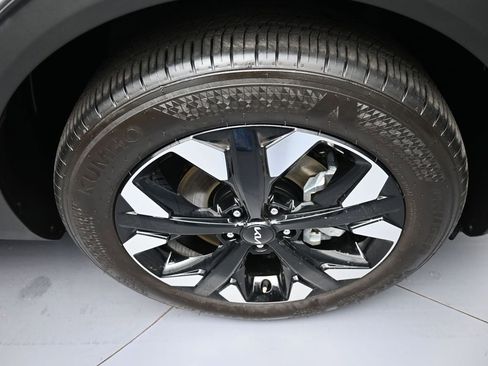 Certified 2024 Kia Sportage X-Line w/ X-Line Premium Package AWD/4WD image 13