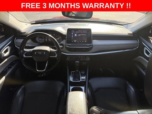 Used 2022 Jeep Compass Latitude w/ Sun and Sound Group AWD/4WD image 37