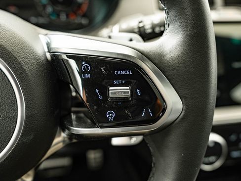 Certified 2024 Jaguar E-PACE R-Dynamic SE AWD/4WD image 26