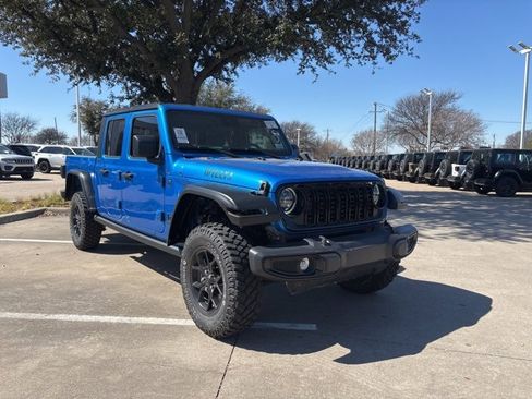 Used 2024 Jeep Gladiator Sport image 2