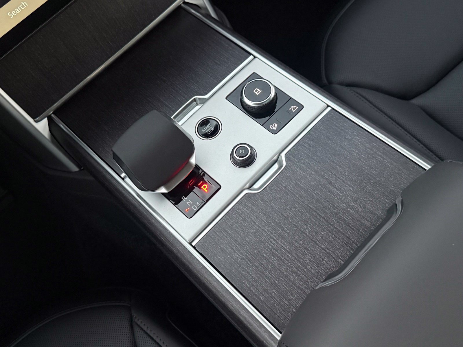 New 2027 Land Rover Range Rover SE AWD/4WD image 30