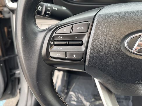 Certified 2023 Hyundai Venue SEL FWD image 23