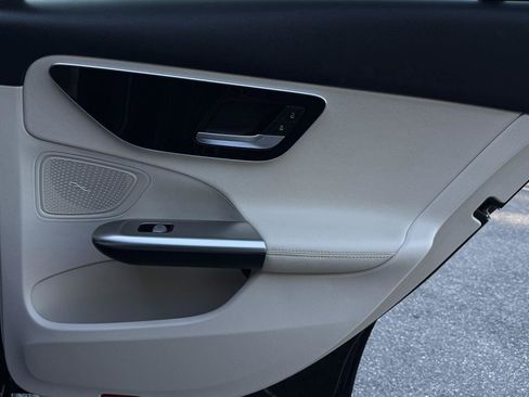 Used 2022 Mercedes-Benz C 300 4MATIC Sedan image 35