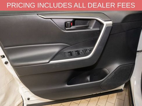 Certified 2025 Toyota RAV4 LE AWD/4WD image 10