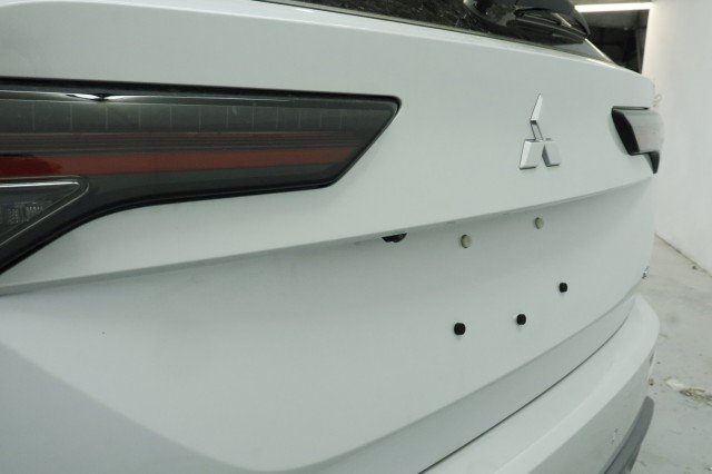 New 2026 Mitsubishi Outlander SE FWD image 4