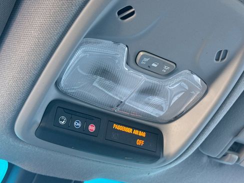 Used 2021 Chevrolet Bolt LT image 24