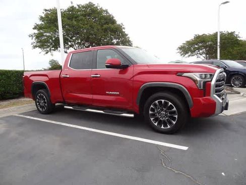 Used 2022 Toyota Tundra Limited AWD/4WD image 4