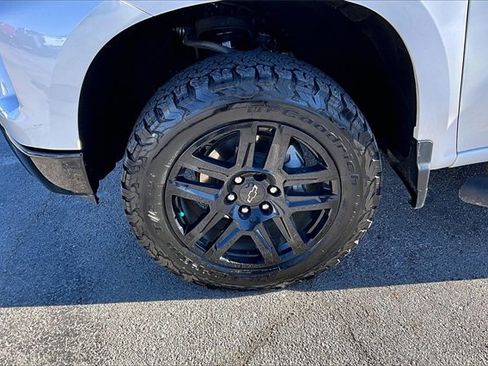 Used 2024 Chevrolet Silverado 1500 LT Trail Boss w/ LT Trail Boss Premium Package image 35