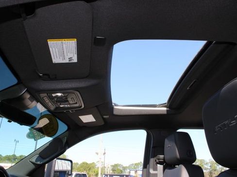 Used 2025 GMC Sierra 2500 AT4 w/ AT4 Premium Plus Package image 22