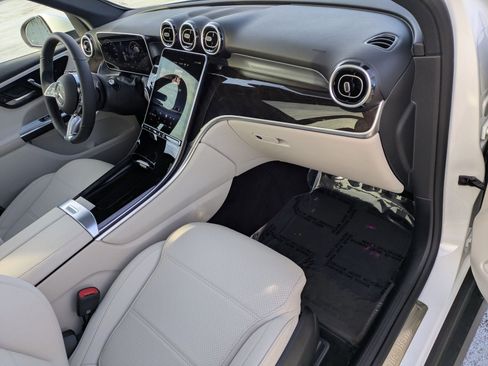Certified 2026 Mercedes-Benz GLC 300 4MATIC image 21