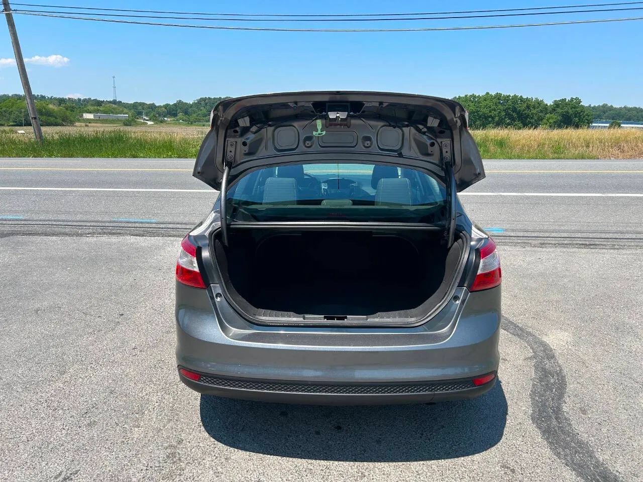 Used 2014 Ford Focus S FWD image 13
