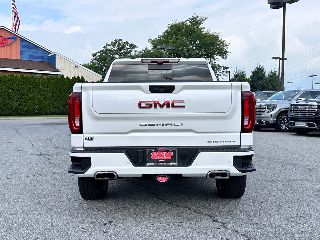 Used 2025 GMC Sierra 1500 Denali w/ Denali Reserve Package AWD/4WD image 9