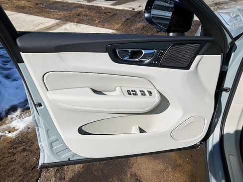 New 2026 Volvo XC60 T8 Ultra w/ Protection Package Premier image 10